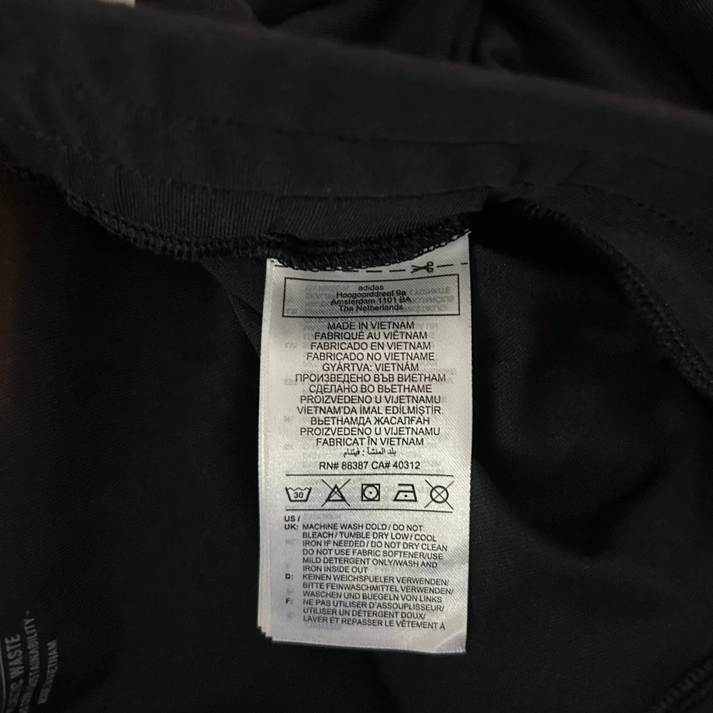 Adidas Kids' 3-Stripes Capri Leggings AEROREADY Black Athletic Size M - Picture 8 of 8